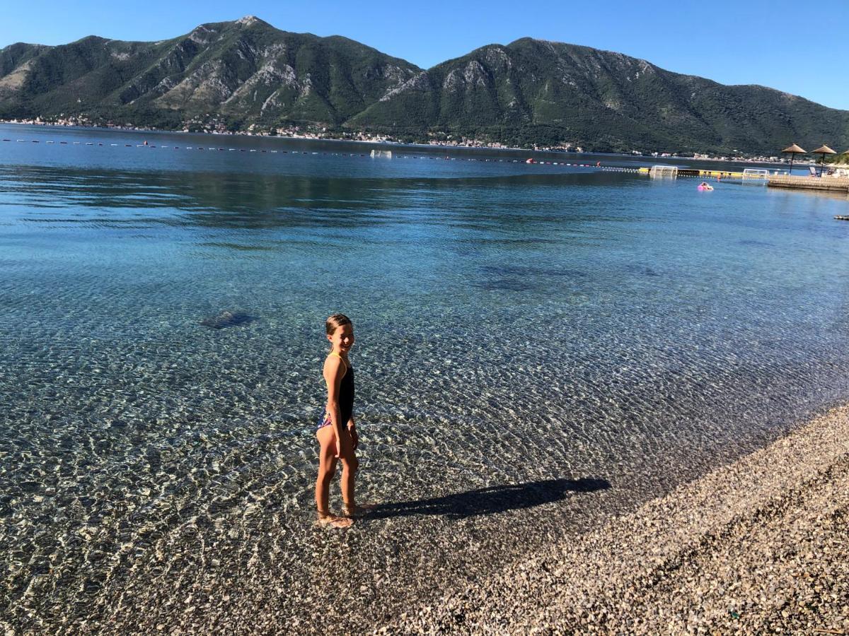 Beachfront Villa Nautica Kotor Exterior photo
