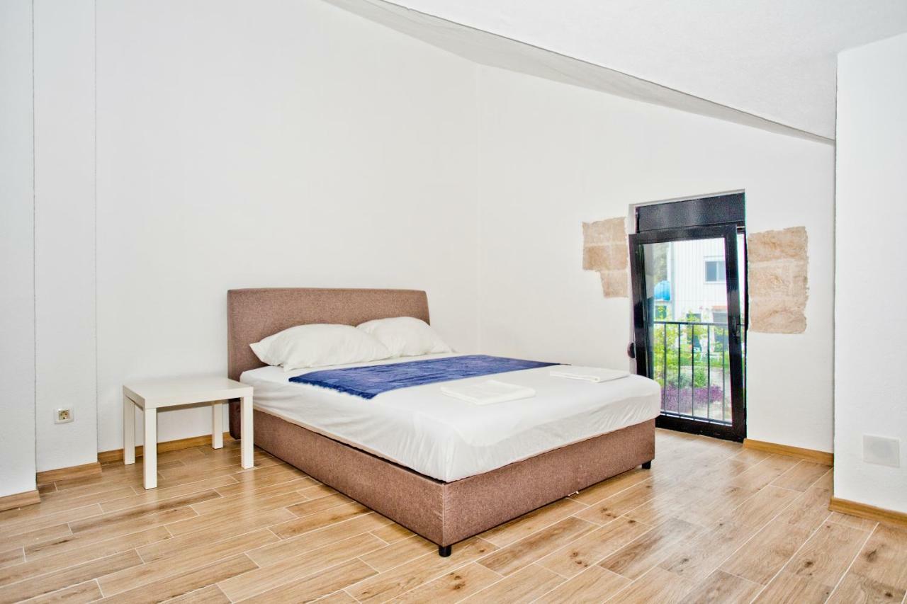 Beachfront Villa Nautica Kotor Exterior photo